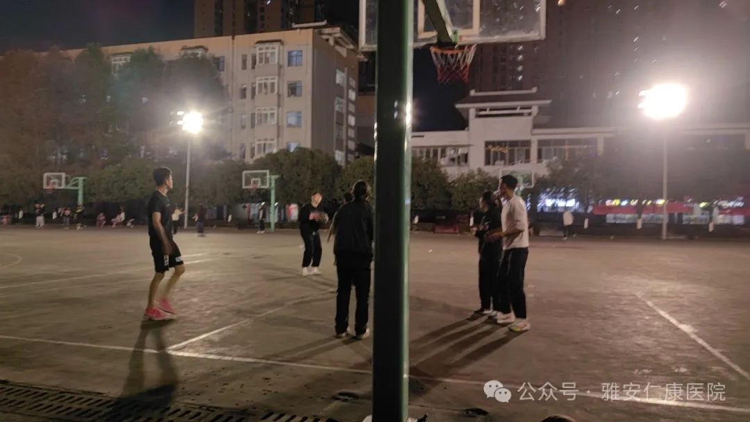 雅安仁康醫(yī)院組建籃球隊，備戰(zhàn)市衛(wèi)健系統(tǒng)籃球賽